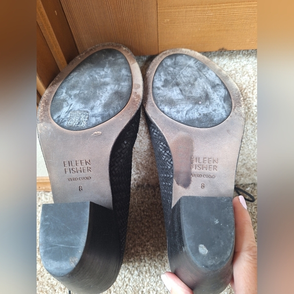 Eileen Fisher Black Slew Suede Lace Up Peep Toe Zip Back Bootie Womens Size 8 - Picture 8 of 8